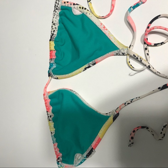 Volcom Bikini Set - Picture 4 of 6